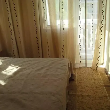 Bravo 5 Apartment *